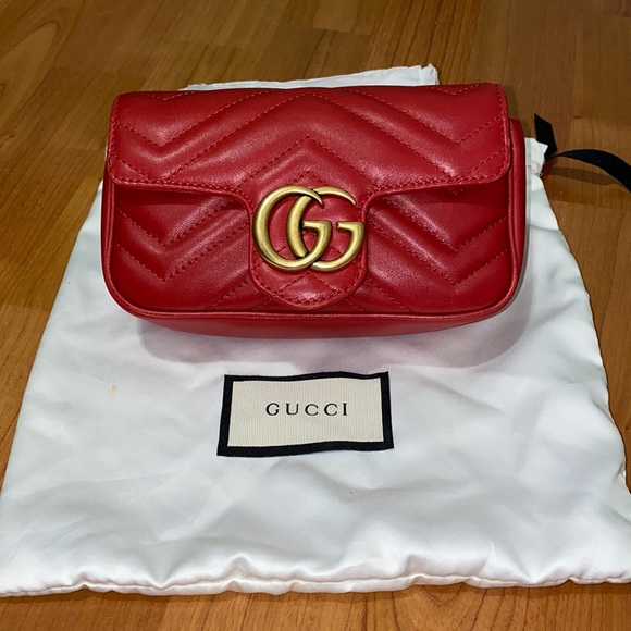 Gucci Handbags - Mini gucci